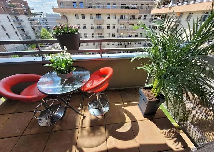 U Oli I Laury Daire *